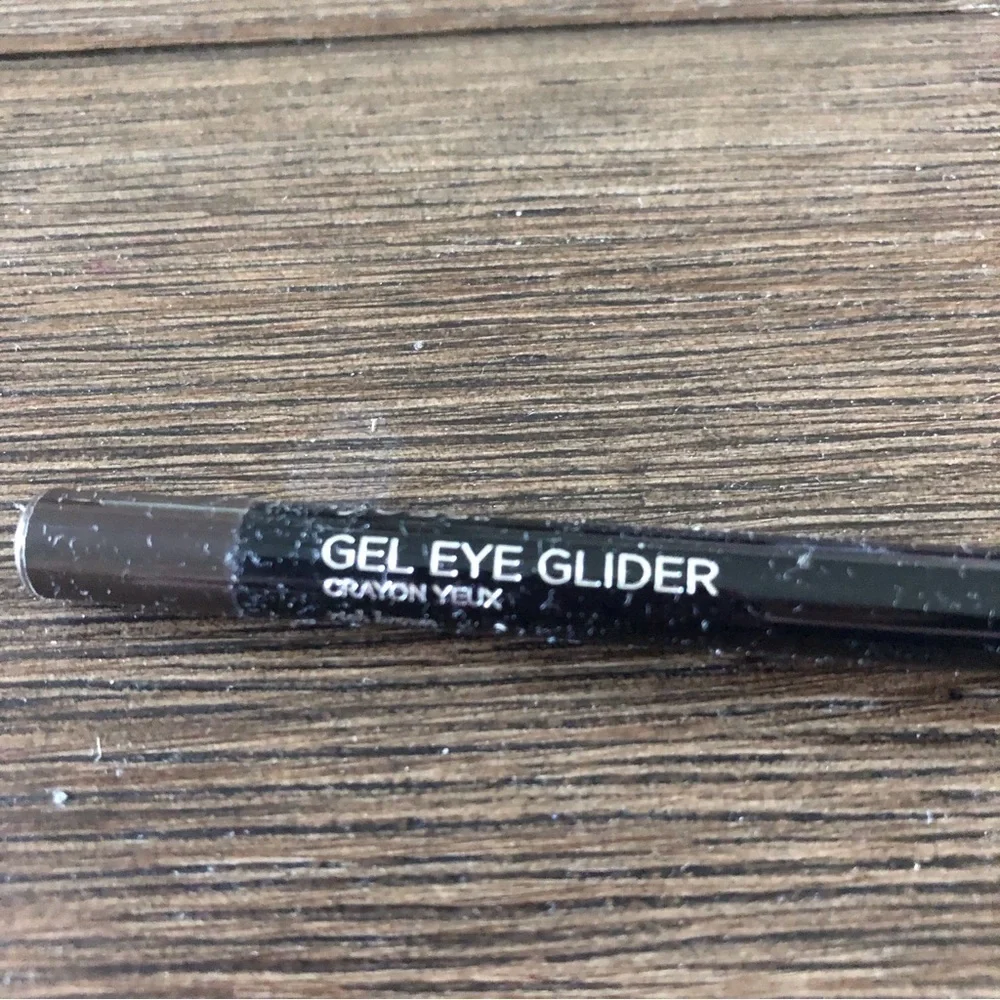 Julep Gel Eye Glider in color rich brown
